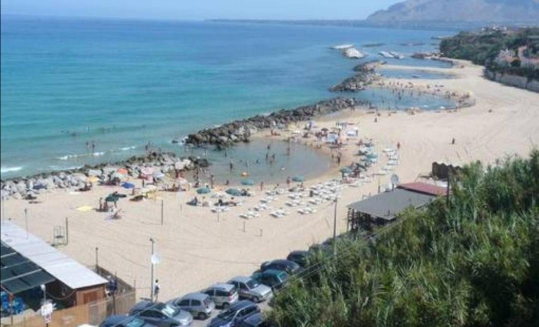 Casa Vacanza Adele トラッペート エクステリア 写真